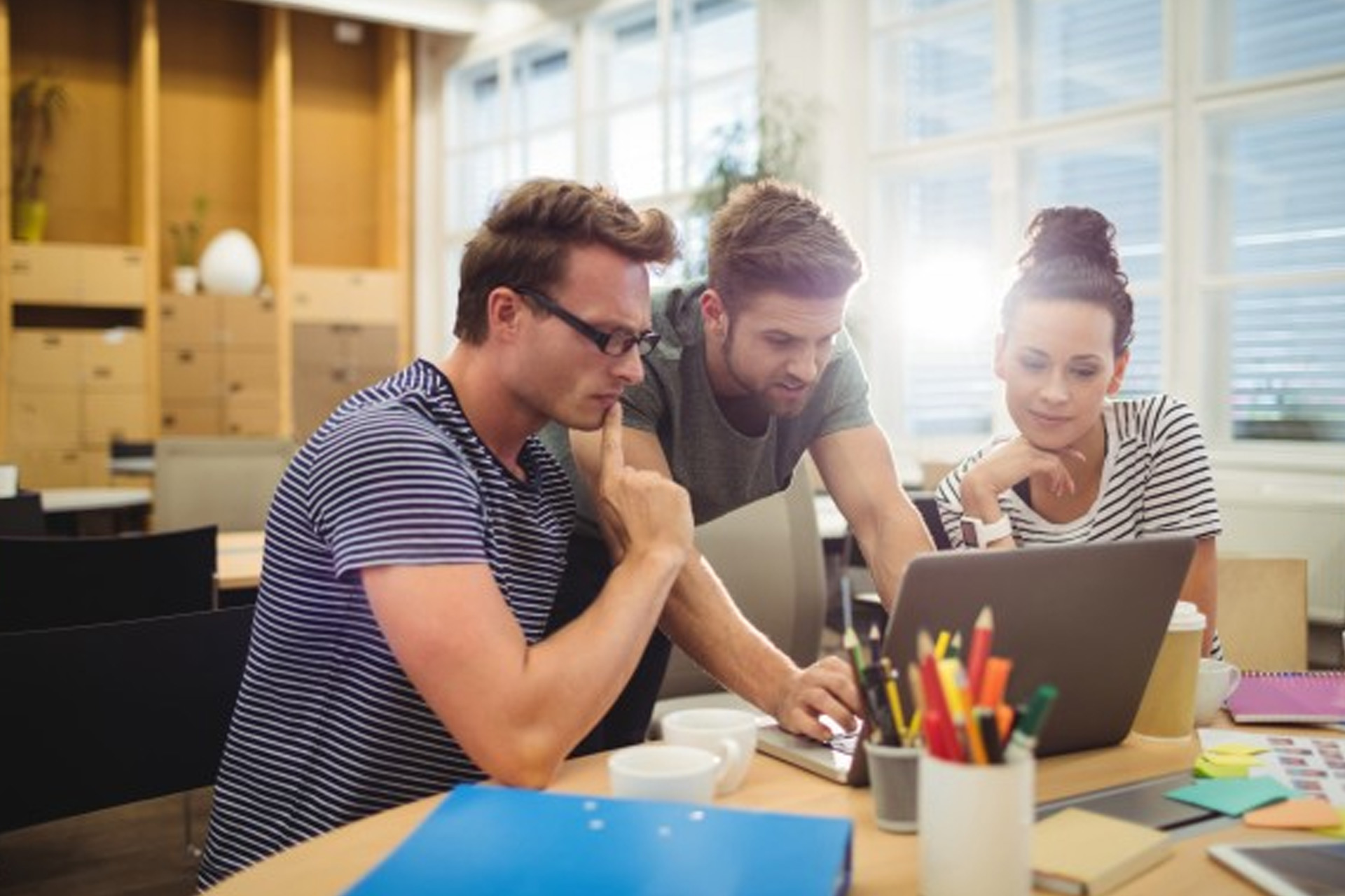 servicios profesionales de diseñadores Latioamericanos en los Estados Unidos